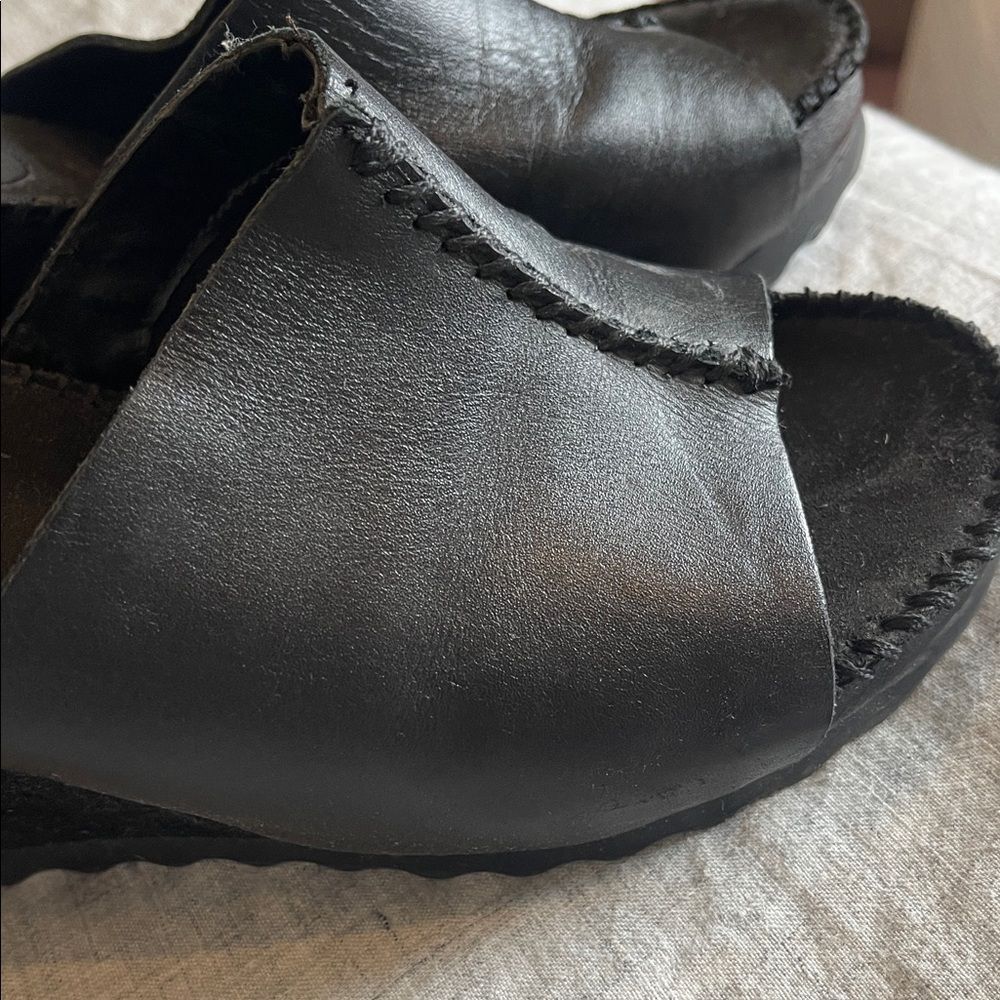 AEROSOLES Black Leather  and suede Wedge Mules - Picture 3 of 7
